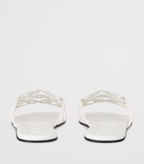 ⁦LOEWE White⁩ - الصورة ⁦5⁩